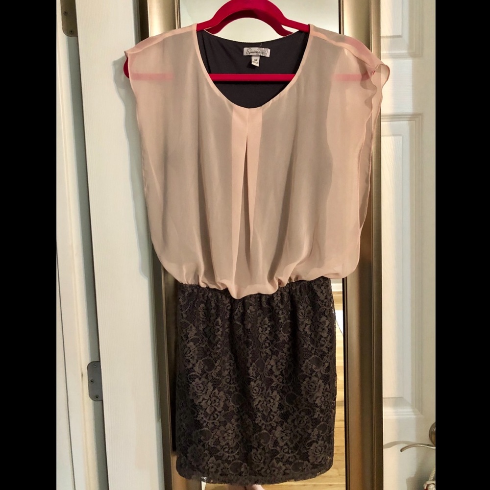 Speechless dark gray and pink dress